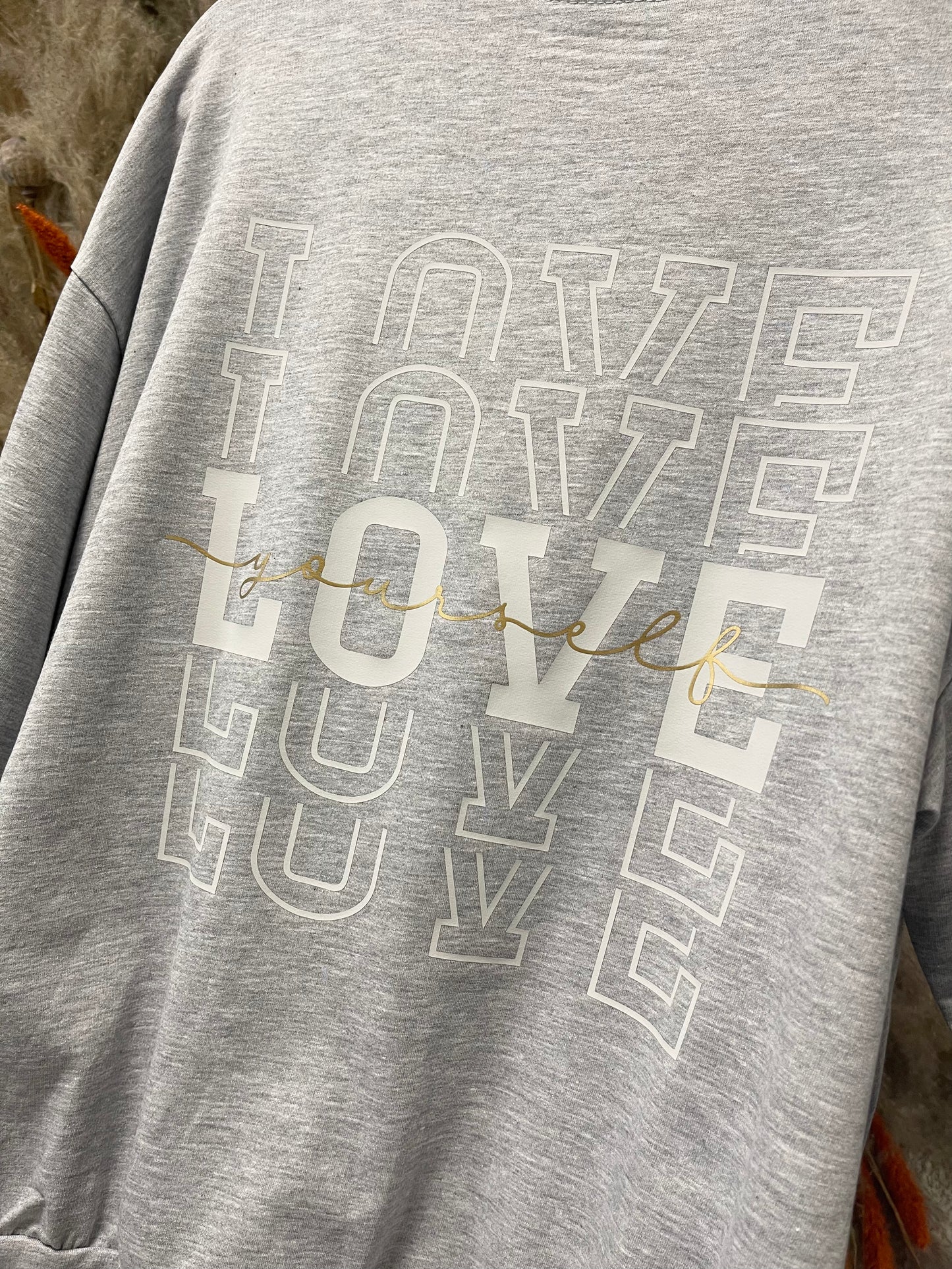 Sweater LOVE YOURSELF - verschiedene Farben